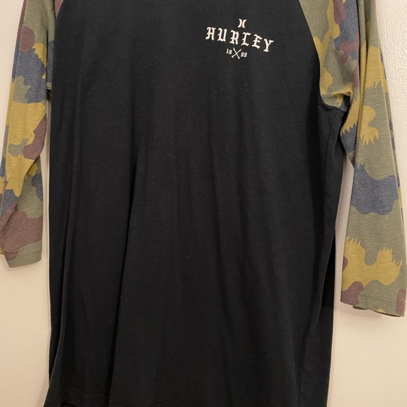 Hurley Other - Hurley camo - baseball style shirt